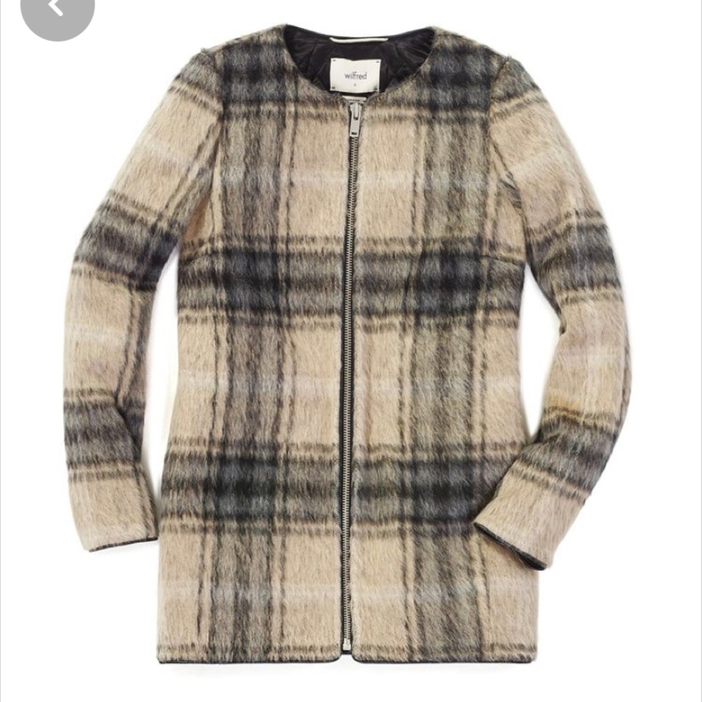 Aritzia:Wilfred “Laboratoire” Mohair Coat